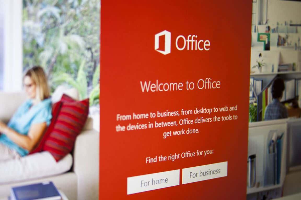 Office 365 is "the most widely used cloud application" among businesses - OnMSFT.com - August 20, 2015