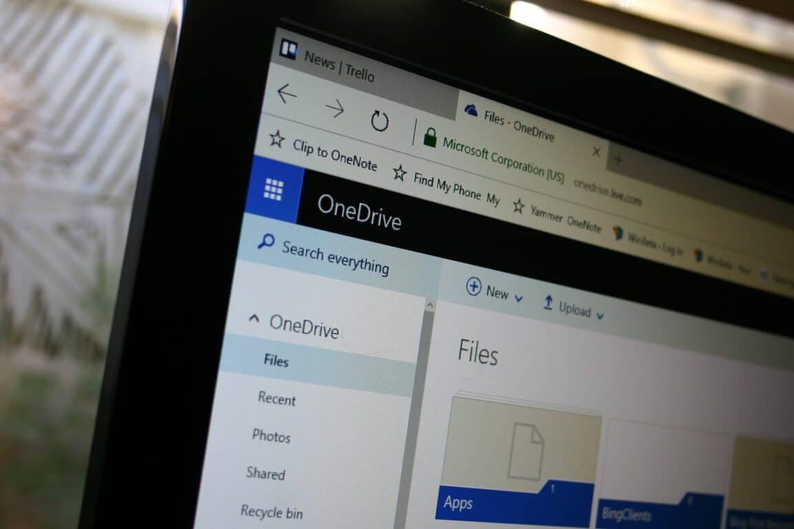 Poll: Will you switch cloud storage services because of the OneDrive changes? - OnMSFT.com - November 3, 2015
