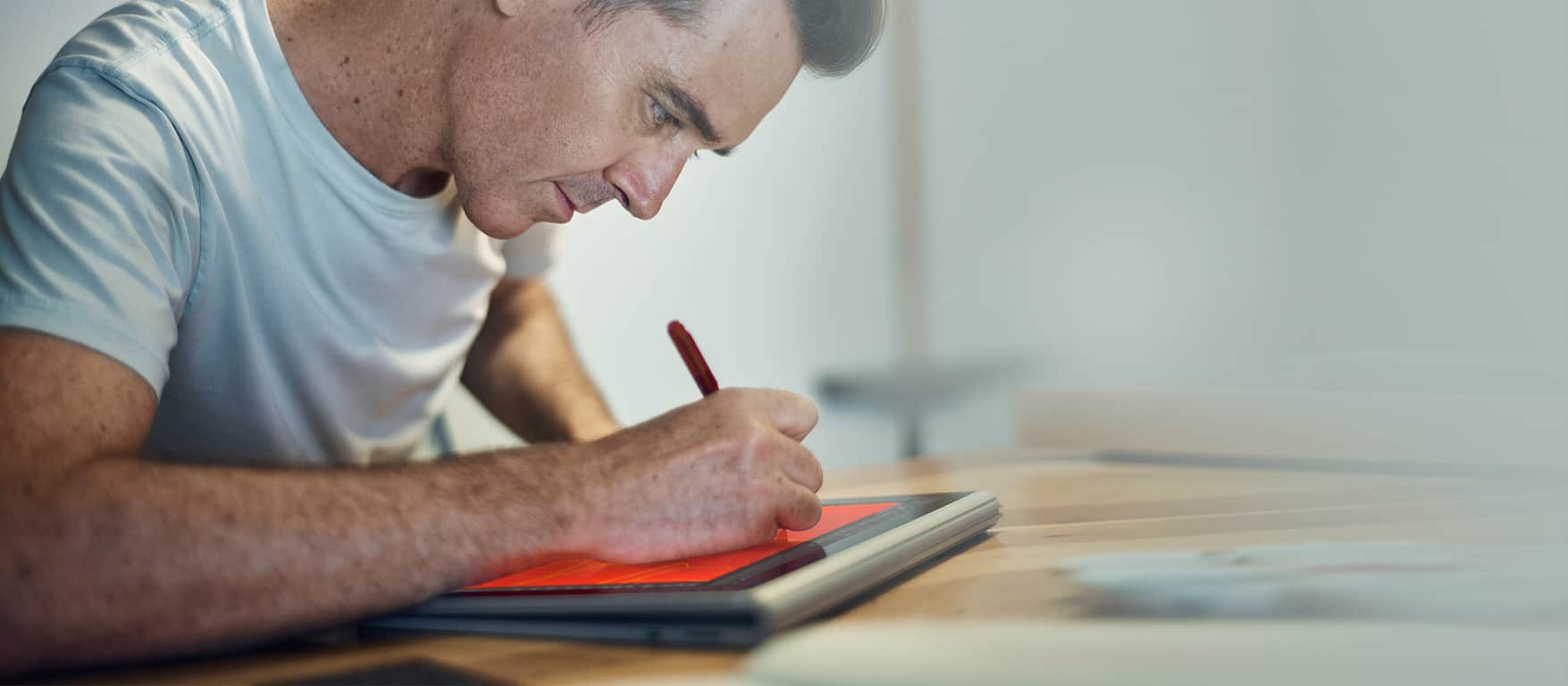 New Report Claims Windows Tablets And 2-In-1 Devices Set To Significantly Grow In Popularity - Thomas Crane beneath the surface