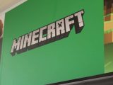 Minecraft pocket / windows 10 edition gets updated with natural texture pack and oculus rift improvements - onmsft. Com - august 31, 2016
