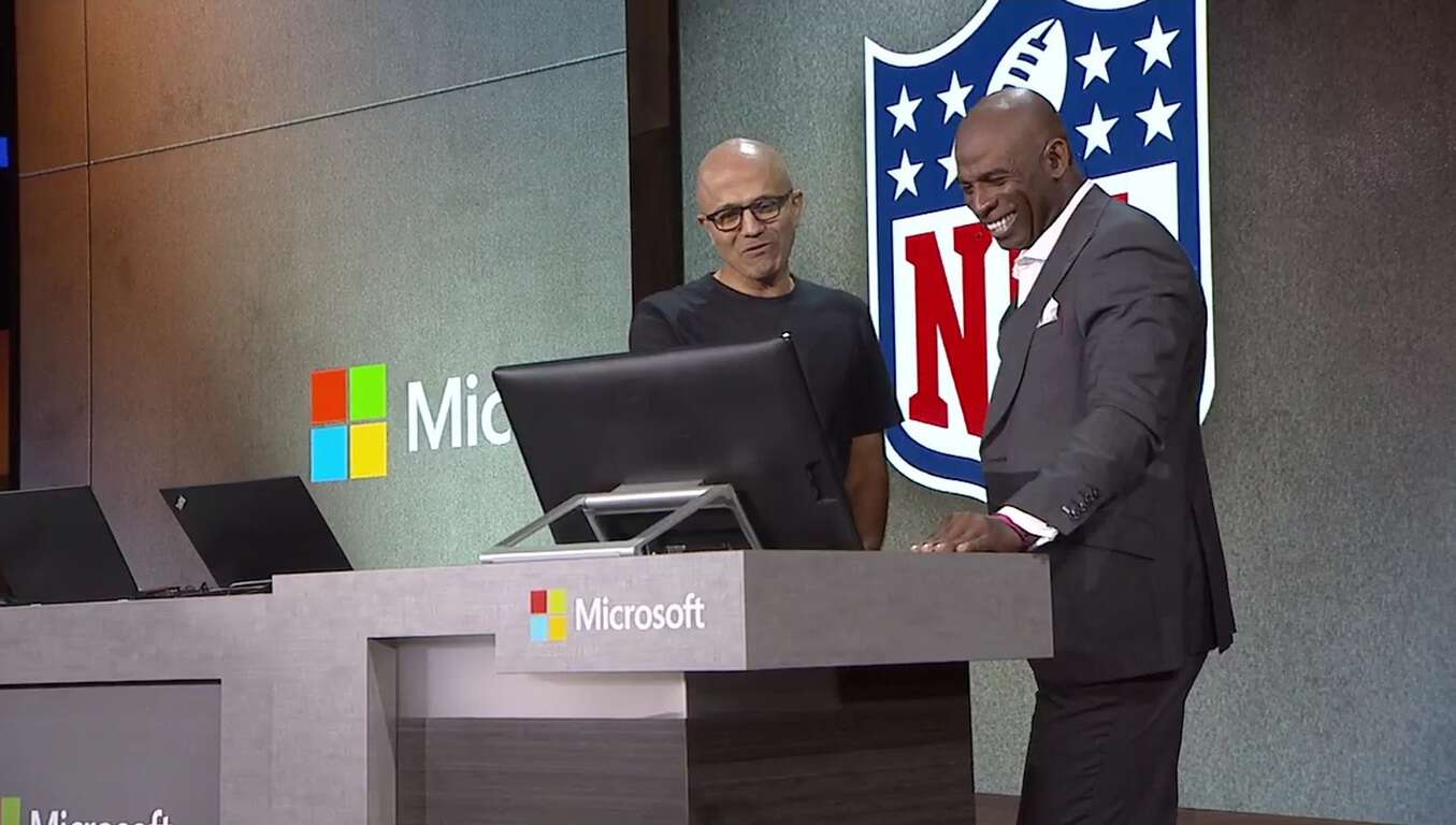 Microsoft introduces new NFL Fantasy Football Bot for Skype - OnMSFT.com - September 26, 2016