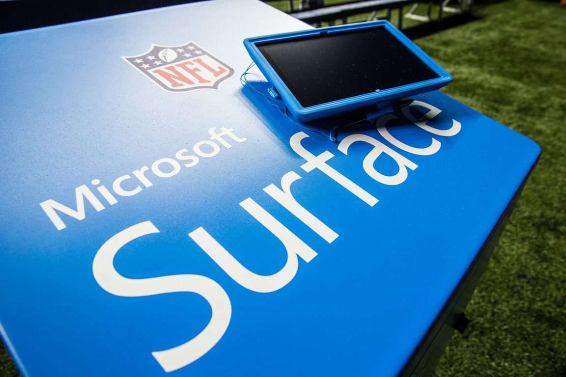 Microsoft renews nfl surface partnership through 2018-19 - onmsft. Com - december 4, 2017