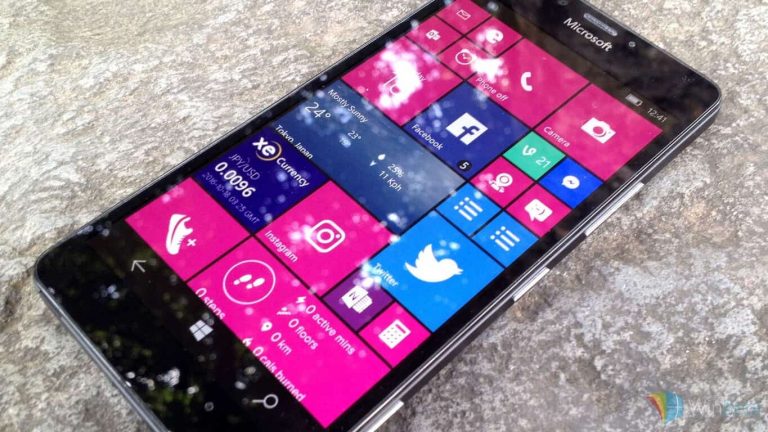 Windows 10 Mobile on Lumia 950