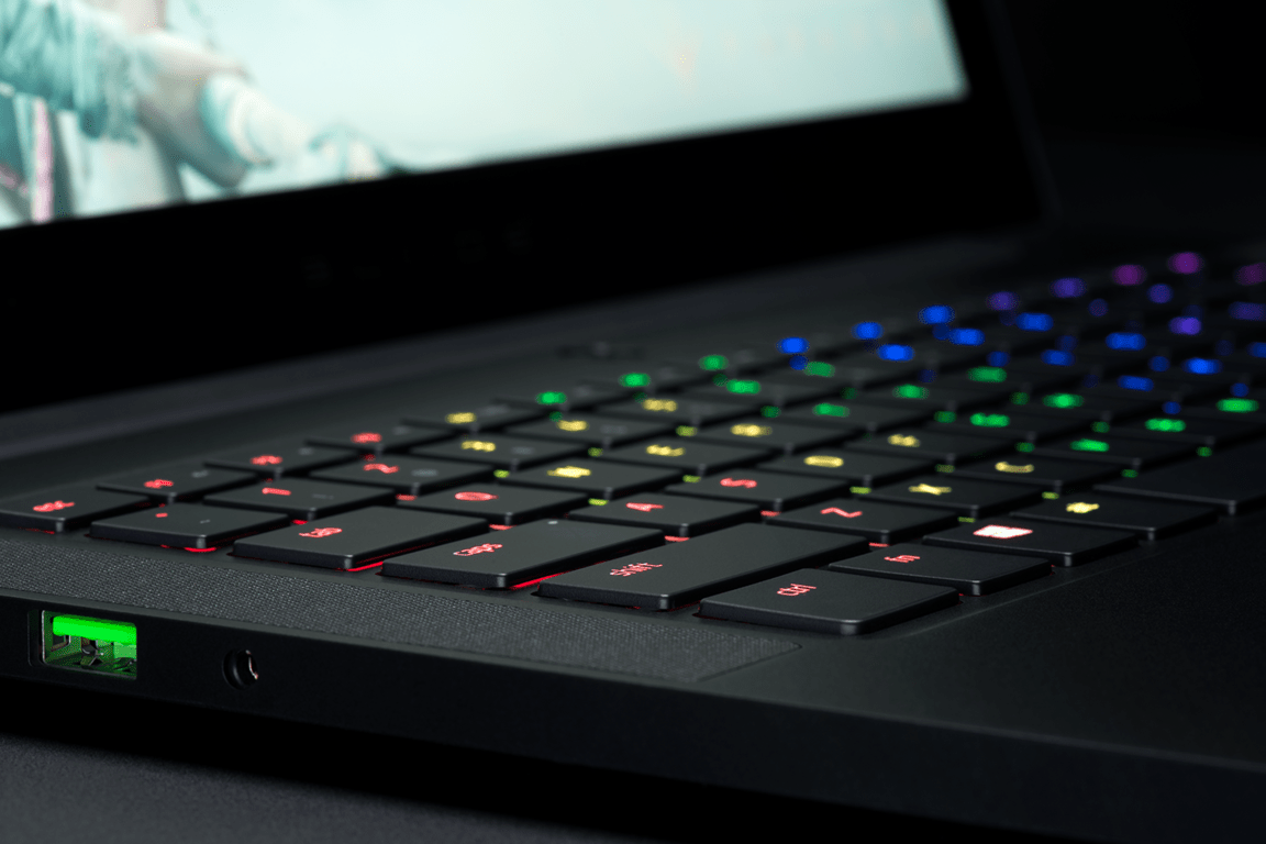 The Windows 10 Fall Creators Update is not playing nice with some Razer laptops - OnMSFT.com - October 19, 2017