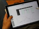 Microsoft research testing thumb +pen support to make windows 10 more tablet friendly - onmsft. Com - june 30, 2017