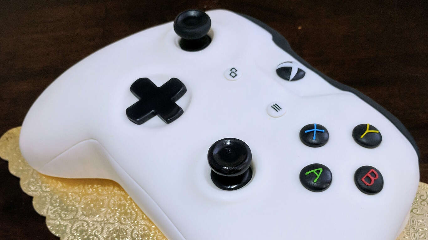 Xbox one controller cake