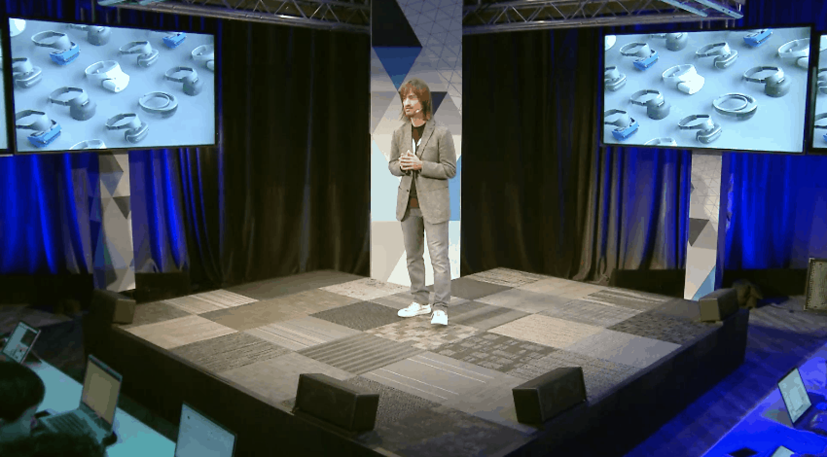 Alex Kipman promises exciting innovation coming for HoloLens and AR/VR in 2018 - OnMSFT.com - February 21, 2018