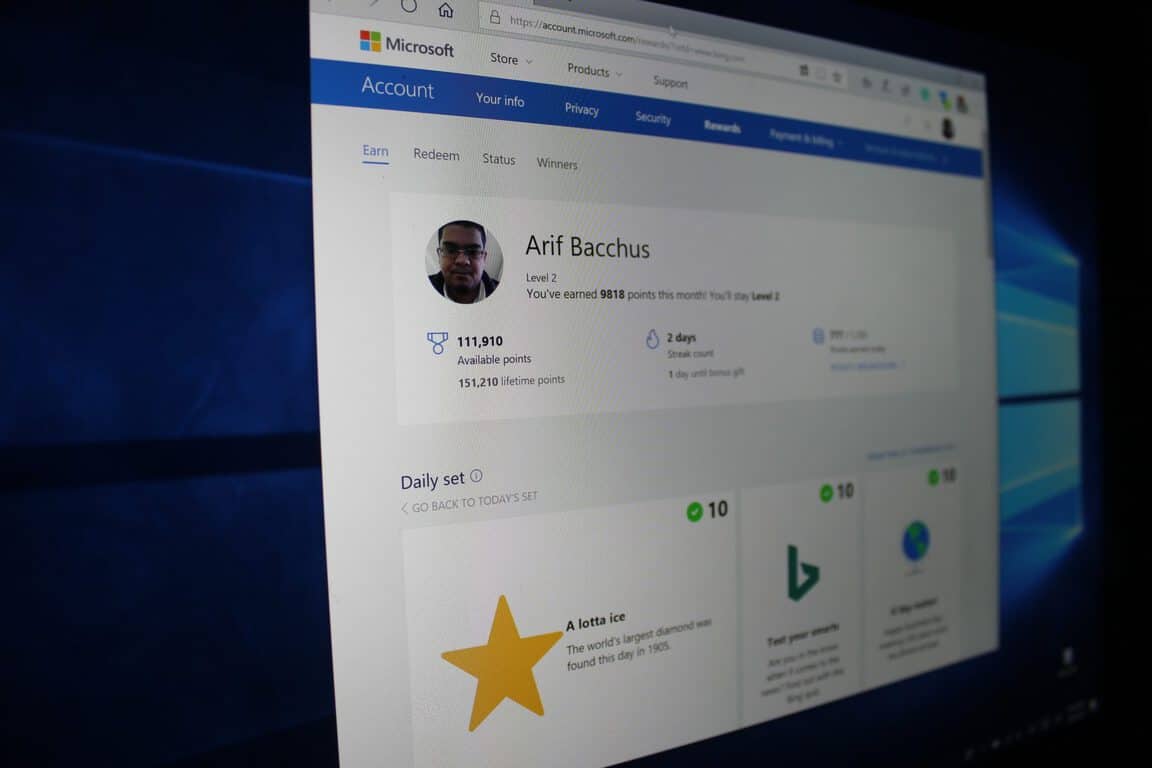 Microsoft Rewards Dashboard redesigned with cleaner look, new streak system, more - OnMSFT.com - January 26, 2018
