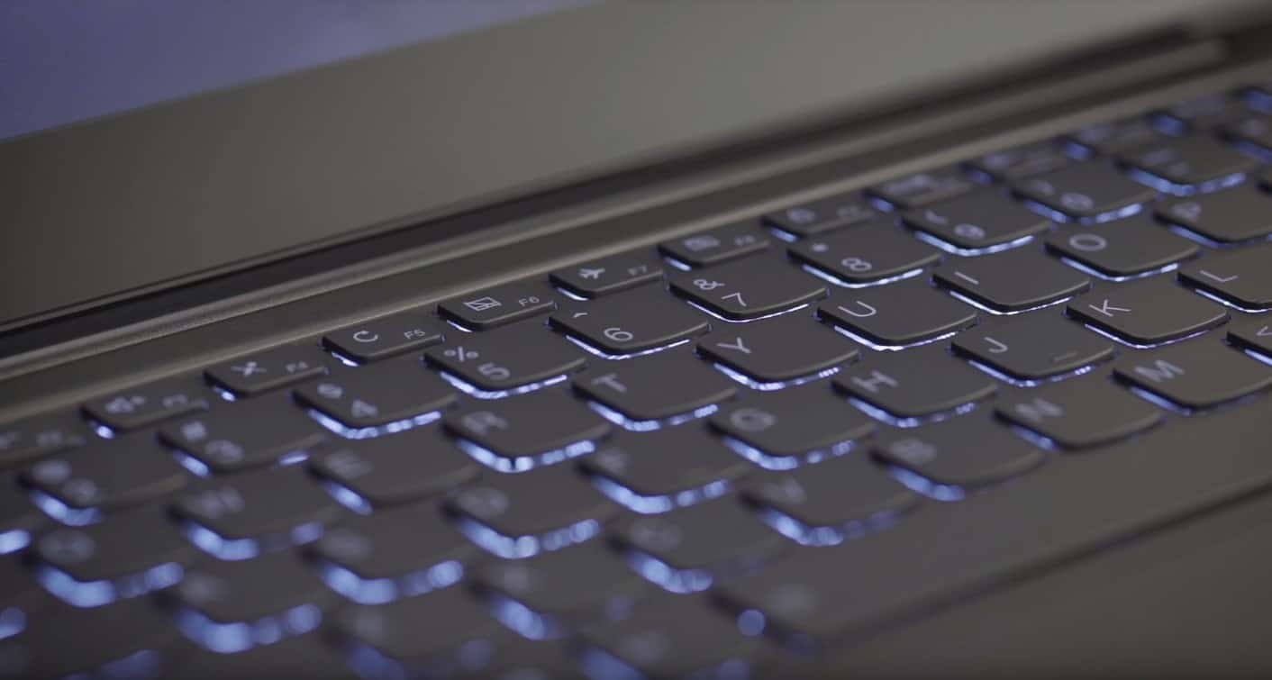 Lenovo 7305