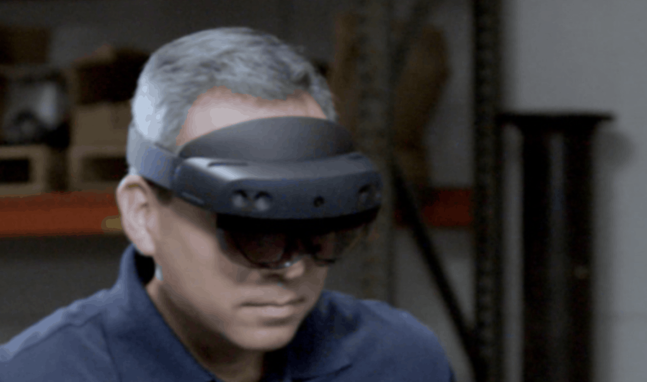 Microsoft’s HoloLens 2 headset leaks ahead of MWC event - OnMSFT.com - February 24, 2019