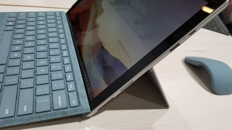 Hands-on with Surface Pro 7: Slightly refined - OnMSFT.com - October 3, 2019