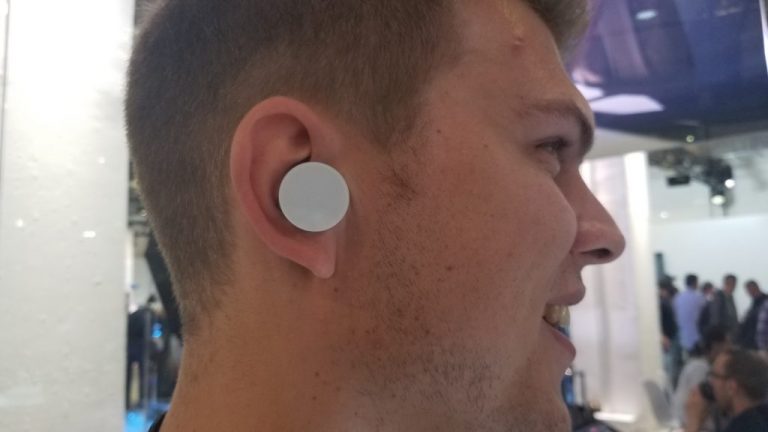 Surface Earbuds First Impressions: A good take on Apple's AirPods - OnMSFT.com - October 2, 2019