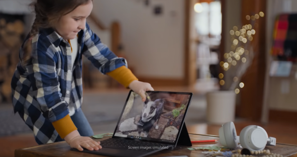 Microsoft's first Holiday 2019 Ad highlights Surface Pro 7 and kid-to-reindeer voice translation - OnMSFT.com - November 26, 2019