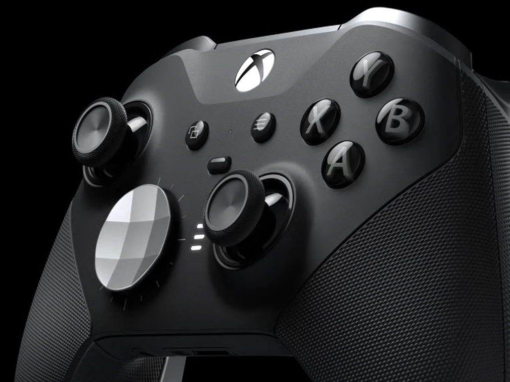 xbox elite 2 controller in store