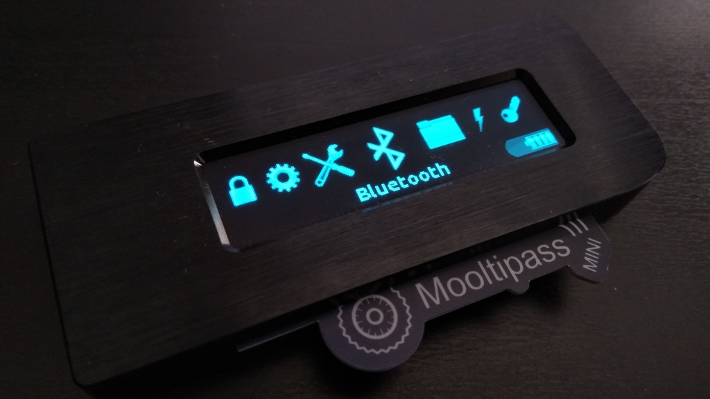 Mooltipass Mini BLE