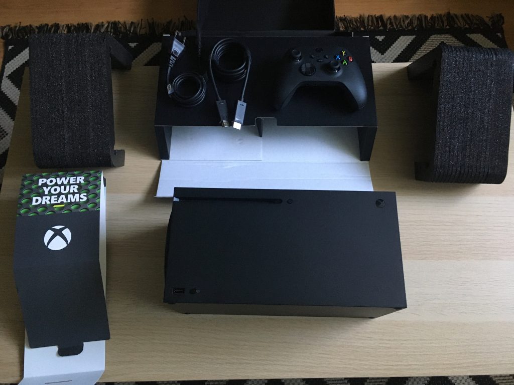 Xbox Series X Retail Box Opened 4
