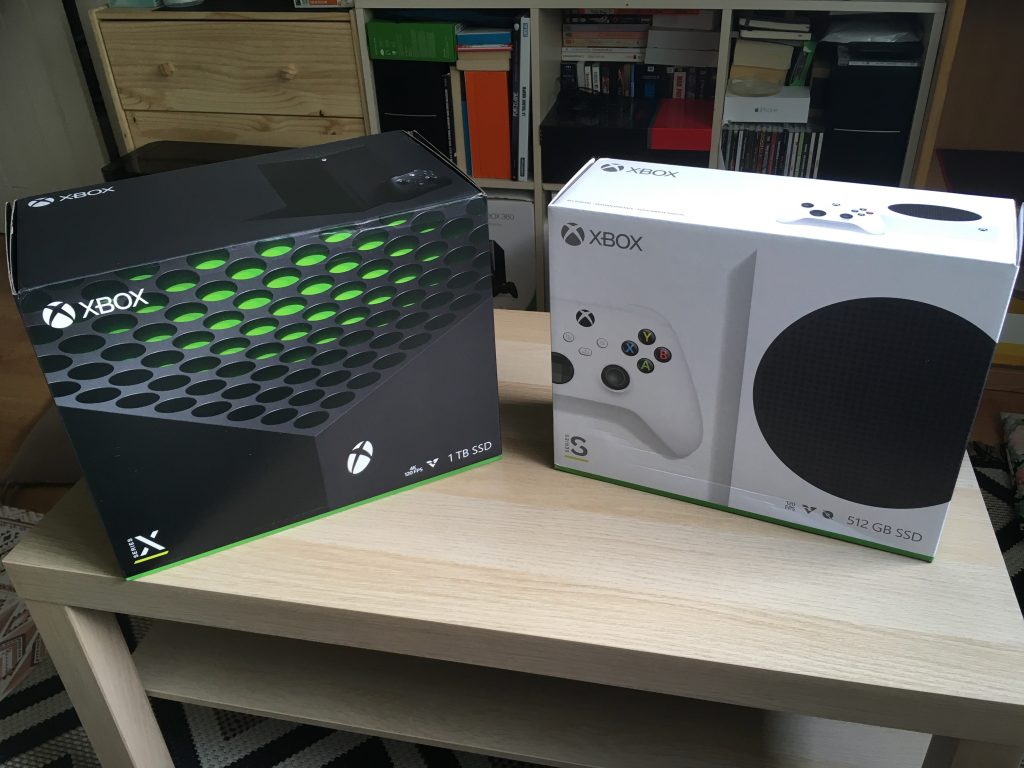 Xbox Series S unboxing: Here's how it looks next to the Series X and the  Xbox One X - OnMSFT.com