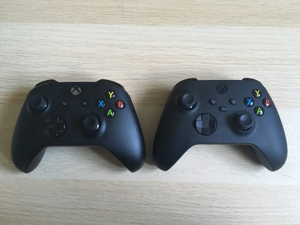 Xbox Series X Controller And Xbox One Controller 1