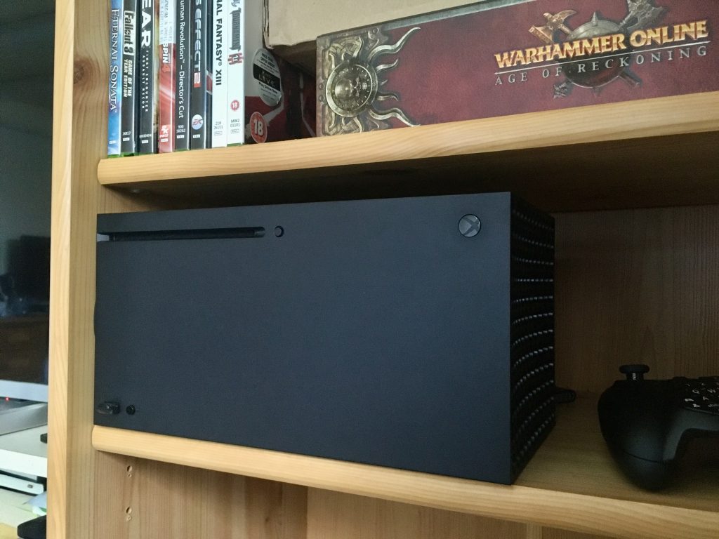 Xbox Series X Horizontal