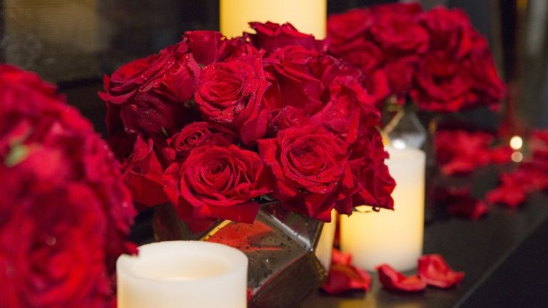 Valentines Day Teams Backgrounds Rose Candles 1610475926