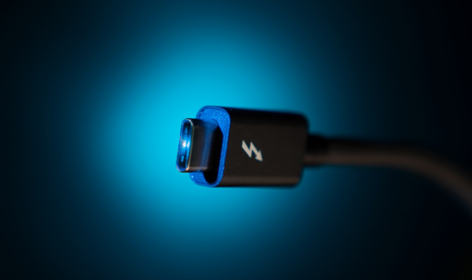 Intel shares more details about its next-gen Thunderbolt 4 protocol - OnMSFT.com - July 8, 2020