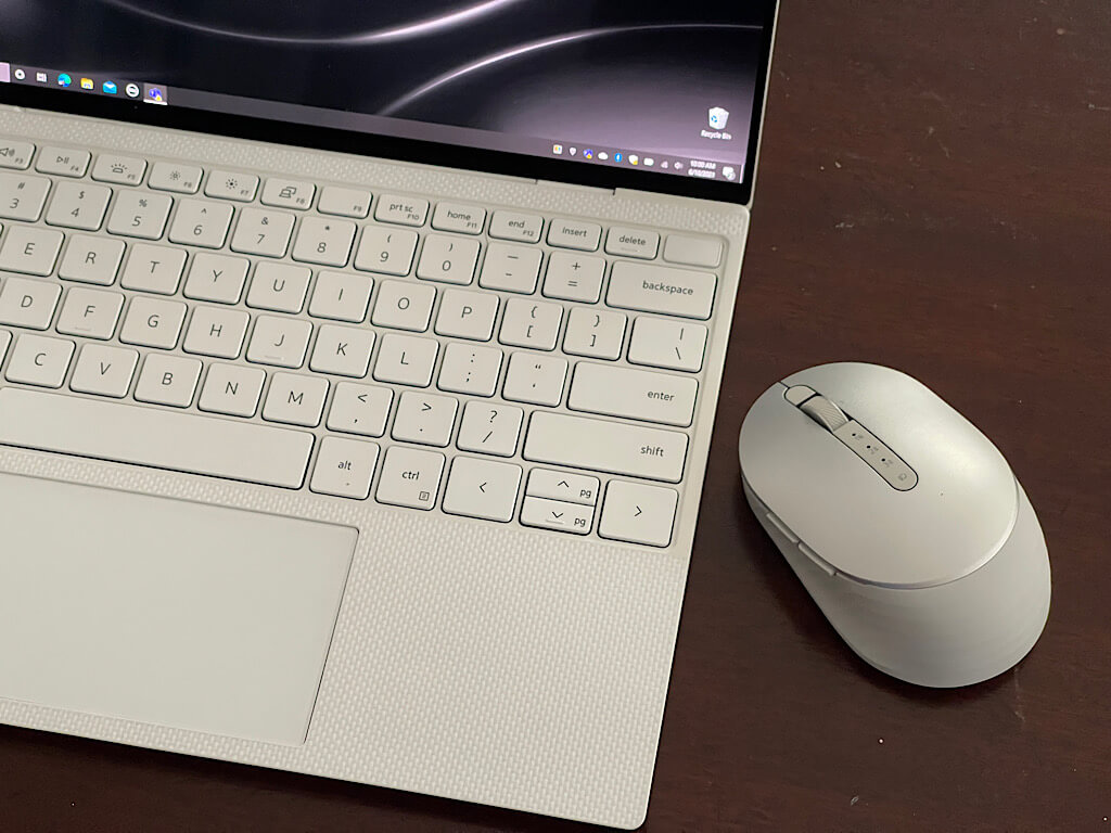 Dell Premier Rechargeable Wireless Mouse MS7421W Review: A comfy mouse for all your devices - OnMSFT.com - June 10, 2021