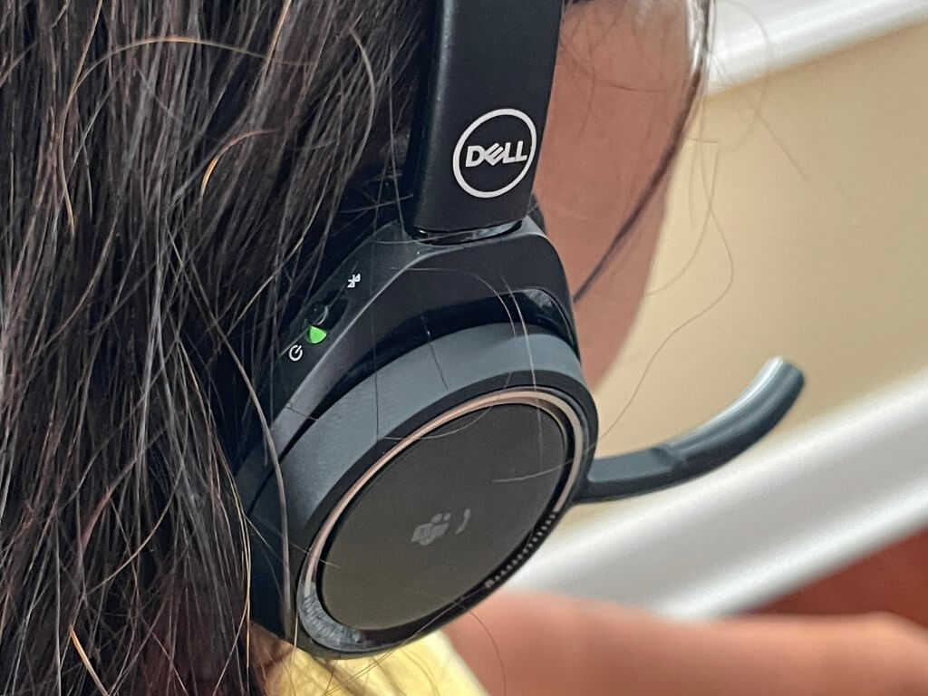 Dell Premier Wireless ANC Headset WL7022: Great to make Teams calls sound better - OnMSFT.com - July 12, 2021
