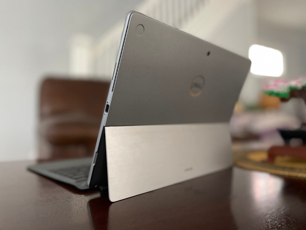 Dell Latitude 7320 détachable : une tablette inspirée de la Surface Pro