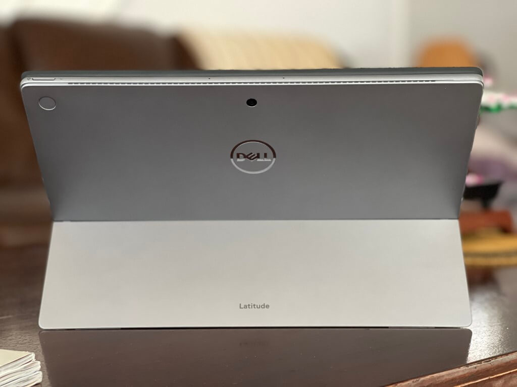 DellLatude 7320 Design ALT
