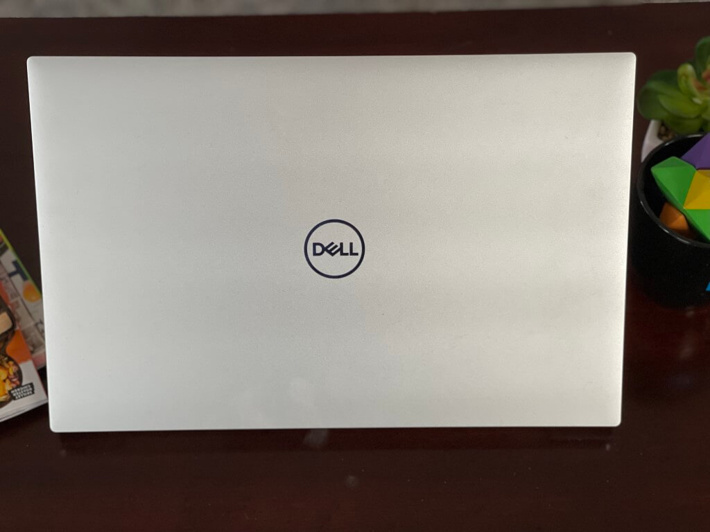 Dell XPS 17 Windows 10 Laptop