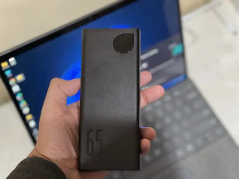 Đánh giá ngân hàng điện Usb-C Baseus: Một cách tốt để sạc đầy bề mặt của bạn khi đang di chuyển - Ngân hàng điện Usb C có bề mặt Đánh giá Baseus USB-C Power Bank: Một cách tốt để sạc Surface của bạn khi đang di chuyển - OnMSFT.com - 3 tháng 2 năm 2022