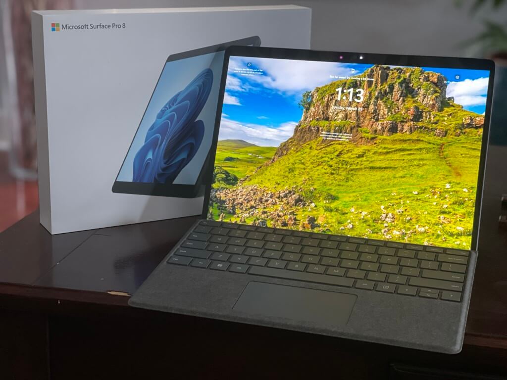 Surface Pro 8