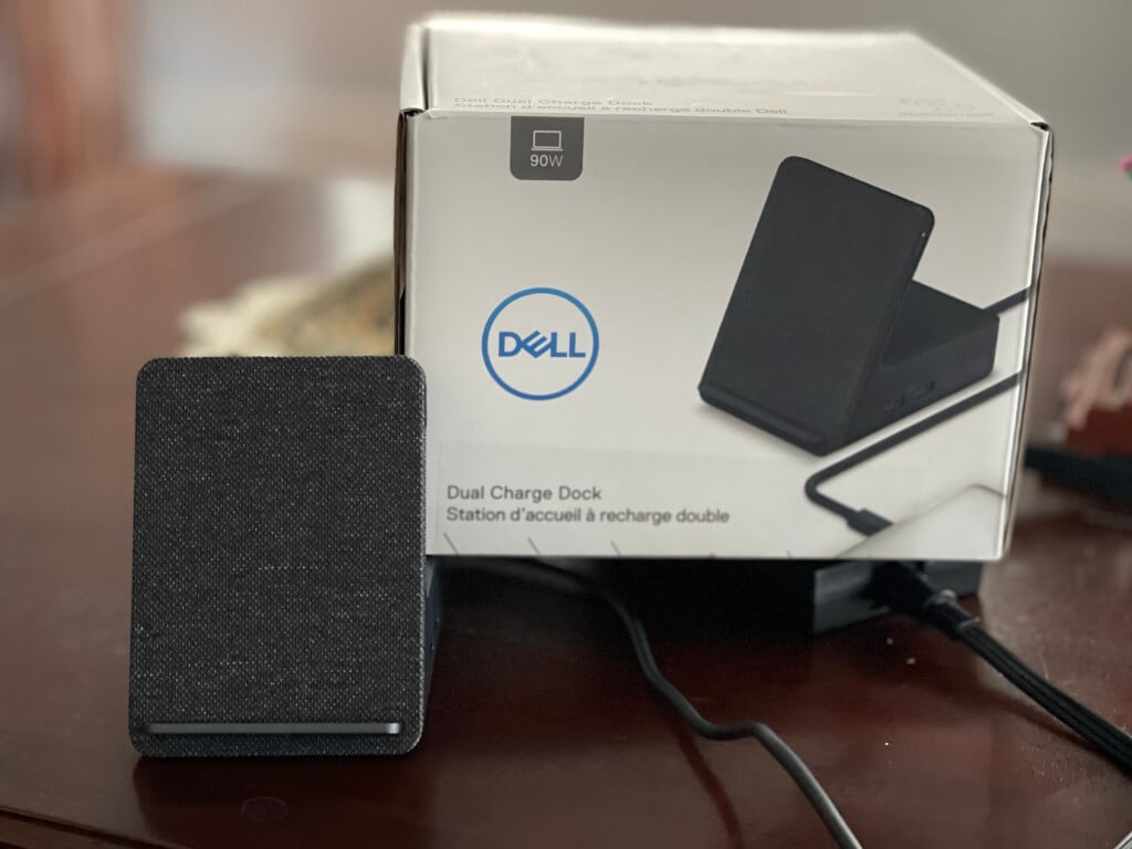 Dual Chargw Dock