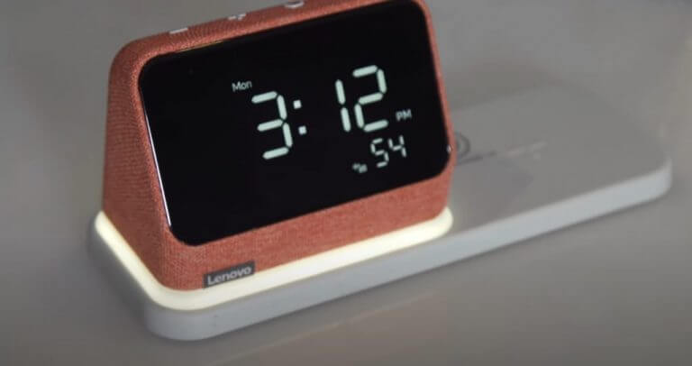 Lenovo Smart Clock Essential 2022 - Front Side